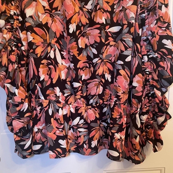 Zac & Rachel Pink and Orange Ruffled 3/4 Sleeve Blouse - Picture 3 of 11